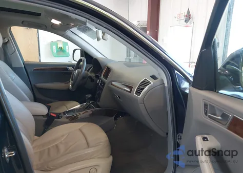 2009 Audi Q5 3.2 Premium z USA, uszkodzony, nr VIN WA1KK78R99A020294